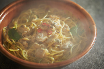 Spaghetti Alle Vongole Bianco, clams spaghetti 