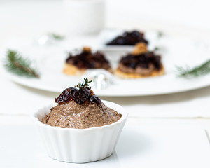 Vegetarian Paté with Lentils and Mushrooom