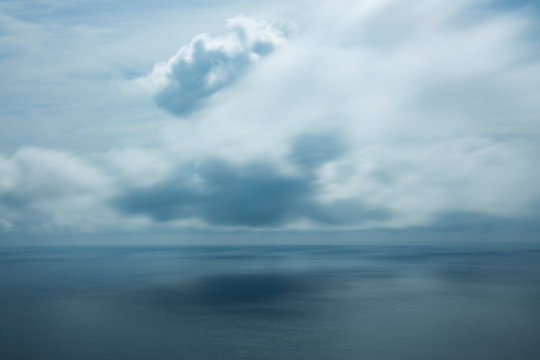 流れる雲