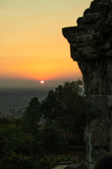 プノンバケンからの夕日