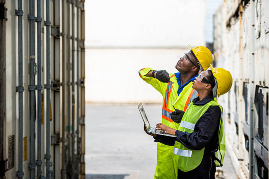  Professional Engineer Staff Team Checking And Inspect Container For International Business Logistic Import And Export Concept. 