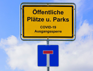 Ausgangssperre wegen Coronavirus steht auf Ortsschild