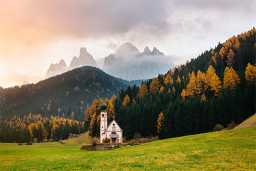 Val di Funes, Dolomites, Santa Maddalena with famous San Giovanni church and peaks of the alps, South Tirol, Italy. Popular tourist attraction. Beautiful Europe. - 331720146