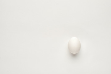white egg on background, Egg White, белое яйцо на белом фоне, белый...