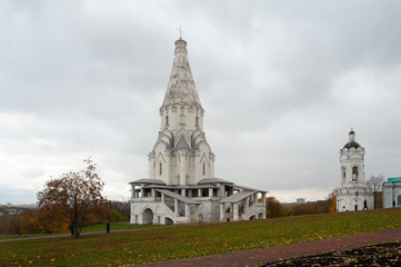 Stormy sky and Cathedrals in Kolomenskoye park 07.10.2019