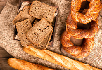 Turkish bagels with french baguette and slices of bread in box