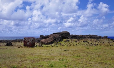Easter Island – Fallen Moai statues at Te Pito Kura © peterswelt.reisen