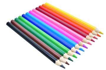 Bunte Holzstifte von schräg Oben in Reihe 