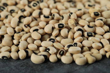 White dry beans spread over the top 
