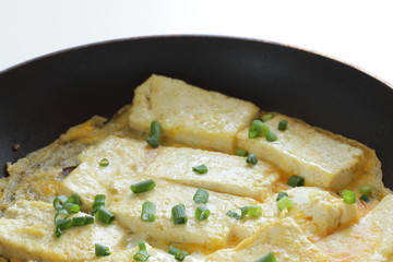 Japanese food, tofu and egg pan fried with green onion