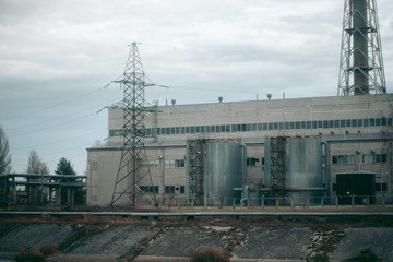 Obraz premium Sarcophagus over the 4th power unit of a nuclear power plant in Pripyat in Chernobyl