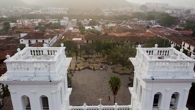 Pueblo de Gir&oacute;n en Santander Colombia