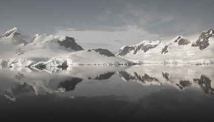 antartica frozen continent