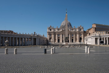Fototapeta na wymiar St Peter square in Rome without people