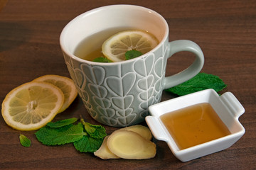 Ginger, mint, honey and lemon tea