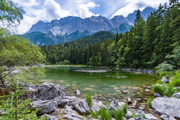Fantastic round hike around the beautiful Eibsee at the Tiroler Zugspitze Arena