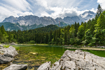 Fantastic round hike around the beautiful Eibsee at the Tiroler Zugspitze Arena