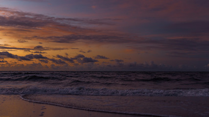 Morze po zachodzie słońca