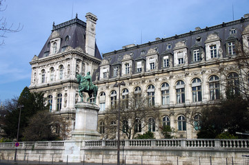 Fototapeta na wymiar Hôtel de ville de Paris