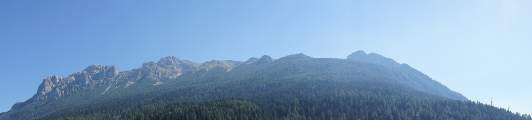 Obraz premium mountains and blue sky