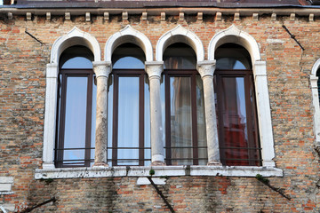 Ventanas de un edificio