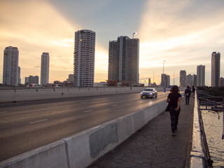 Fototapeta na wymiar View of Bangkok in the evening and twilight.