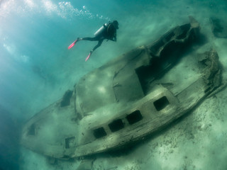 BUCEO EN NAUFRAGIOS