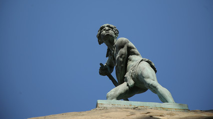 Obraz premium Estatua Caupolicán, Cerro Santa Lucía, Santiago de Chile, Chile