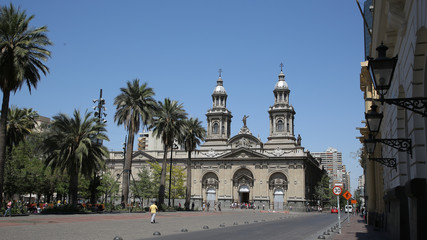 Fototapeta na wymiar Catedral Metropolitana, Plaza de Armas, Santiago de Chile, Chile
