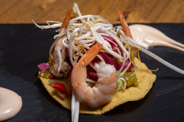 Tostada de camaron