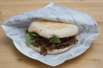 Mo chinese sandwich with lamb