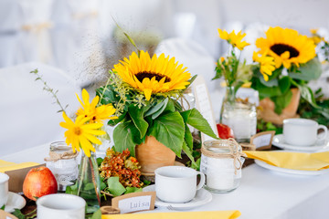 Obraz na płótnie Canvas Sunflower Wedding decoration autumn celebration