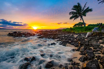 Fototapeten Schöner Sonnenuntergang in Maui © shanemyersphoto