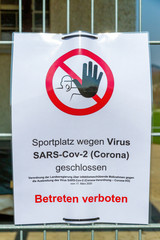 Anordnung, Sportplatz geschlossen wegen Viurs SARS-Cov-2, Corona