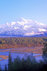 Fototapeta na wymiar View of Mt. McKinley and Mt. Denali from George Park Highway, Route 3, Alaska
