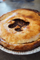 apple pie with cinnamon and sugar