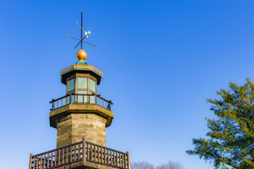 東京都千代田区九段の青空に佇むレトロな塔
