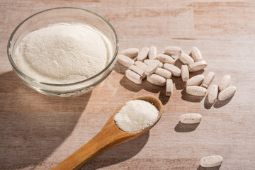 Pills and collagen protein powder - Hydrolyzed