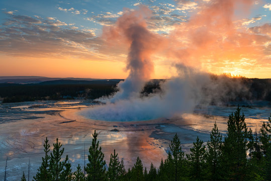 Grand Prismatic Spring Sunrise | Yellowstone National Park | WY