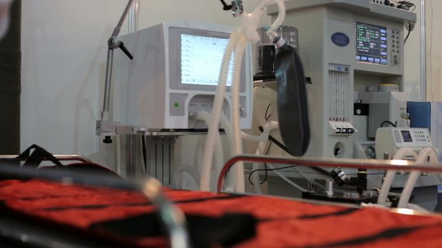 Devices of artificial ventilation of lungs in hospital institutions