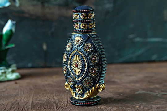 Oud Perfume / Arabian Oud Perfume, luxury Perfume, arabic Perfume - Image