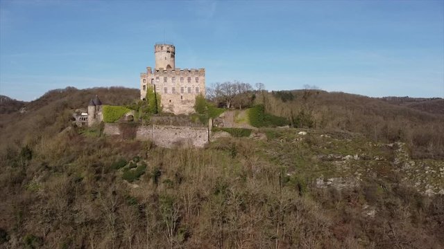 Burg Pyrmont im Elztal bei Roes, Eifel