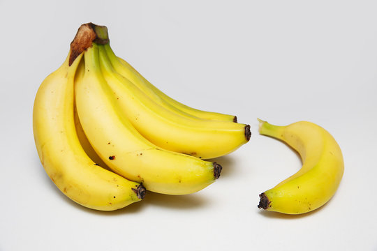 platanos sobre fondo blanco
