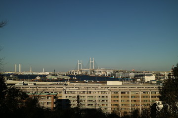 港の見える丘公園から見る横浜ベイブリッジ