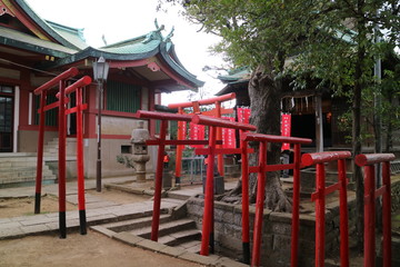 品川神社境内にある阿那稲荷神社