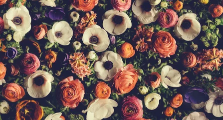 Vintage Bouquet von schönen verschiedenen Blumen. Blumenhintergrund. © Rymden