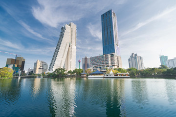 Fototapeta na wymiar Beautiful Colombo city buildings and skyline in Sri Lanka
