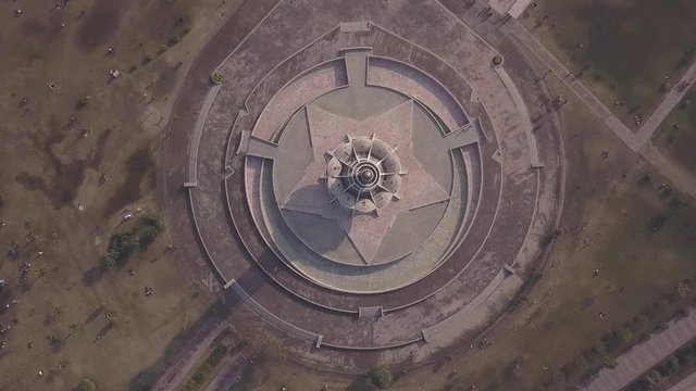 Minar e pakistan top view drone shot