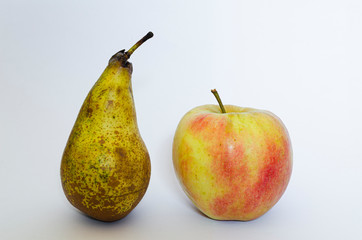 Birne und Apfel