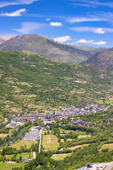 Fototapeta na wymiar Beautiful Pyrenees mountain landscape from Spain, Catalonia. Village Sort